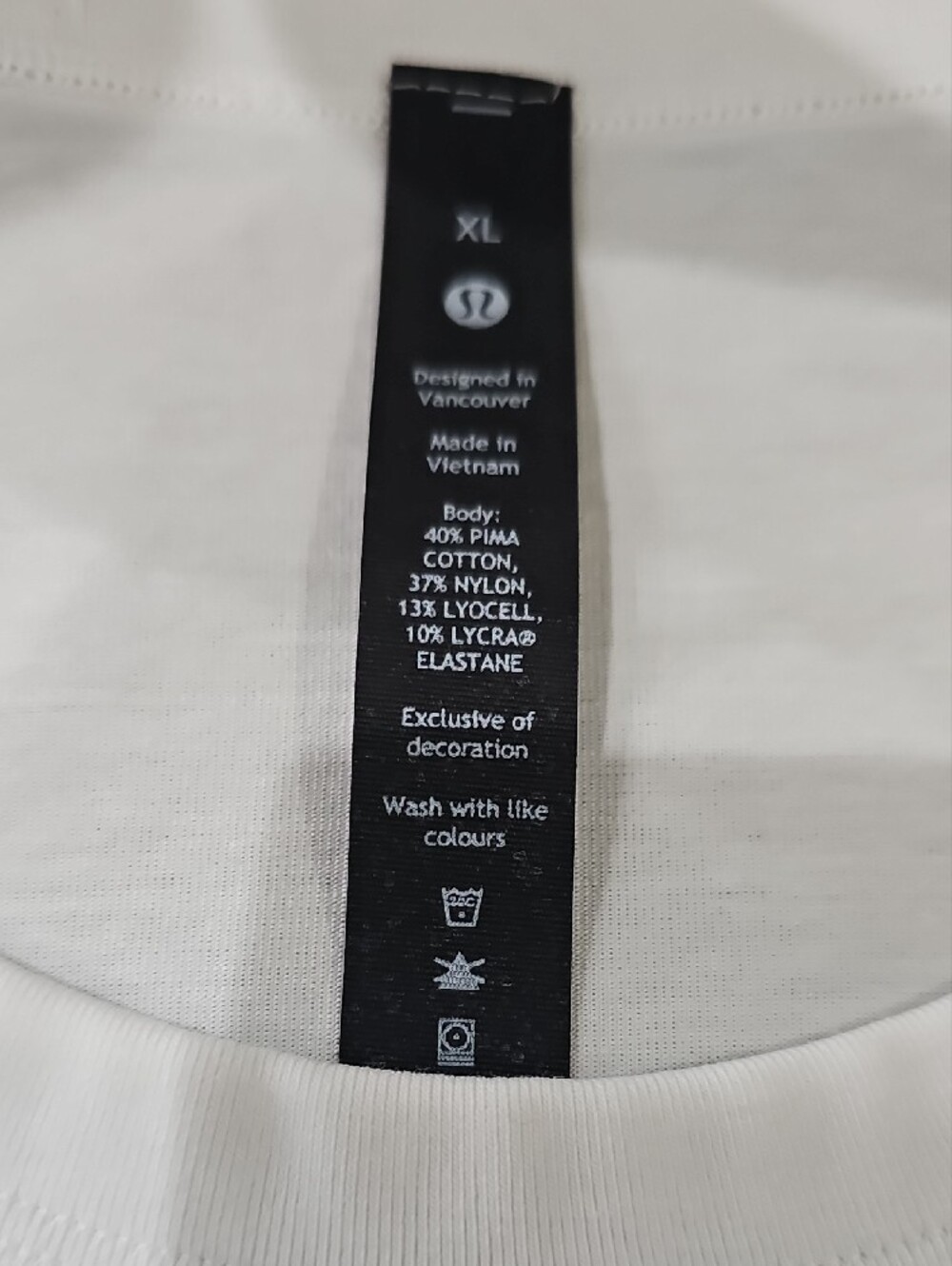 lululemon athletica White Short Sleeve Crew Tee - Picture 2 of 8